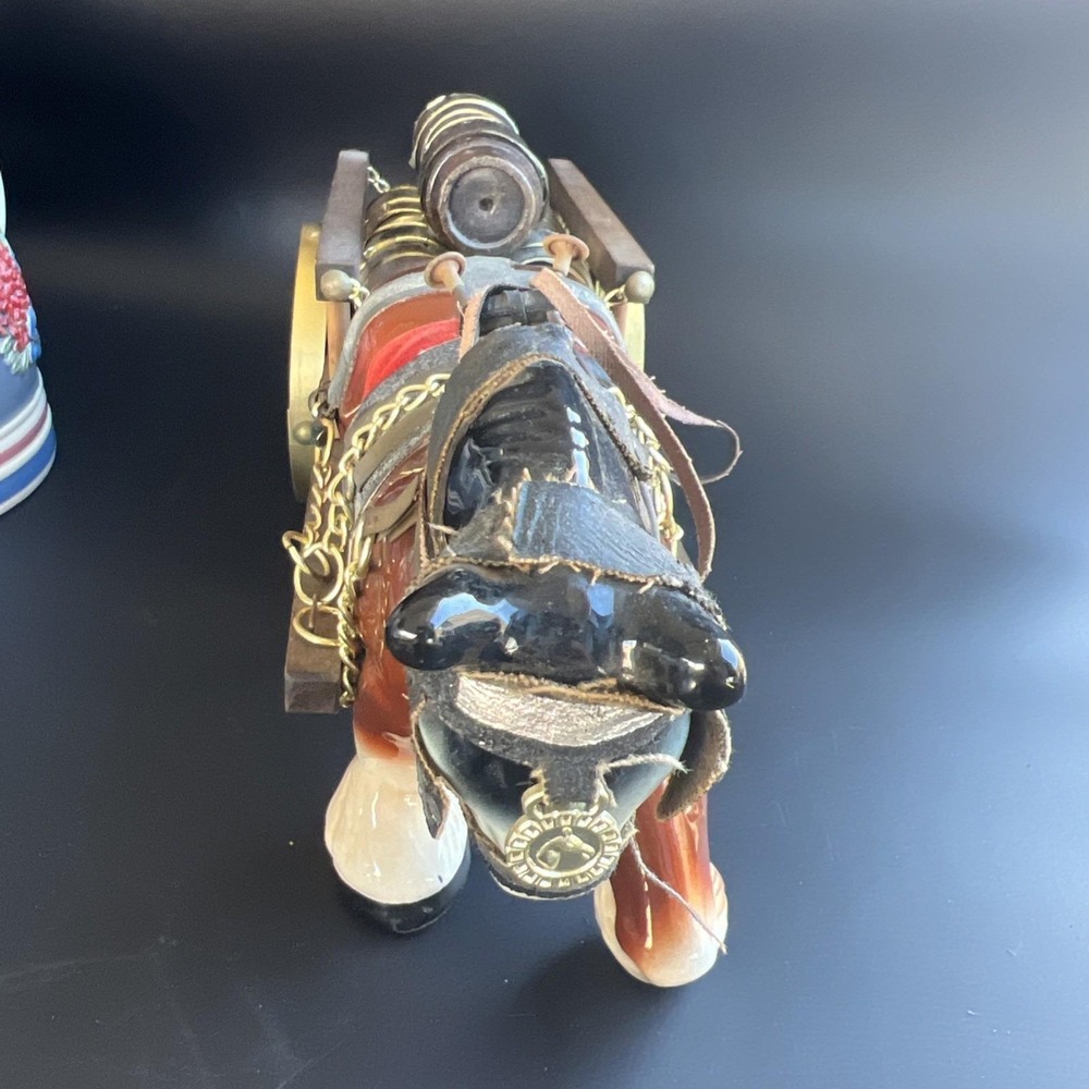 Ceramic Clydesdale Horse Pulling Barrel Cart Figurine - Picture 5 of 16